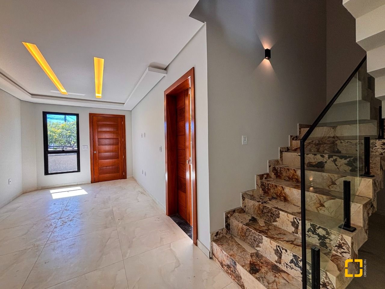 Casa com 157m², 4 quartos (sendo 1 suíte), 1 garagem, no bairro Rio Vermelho em Florianópolis