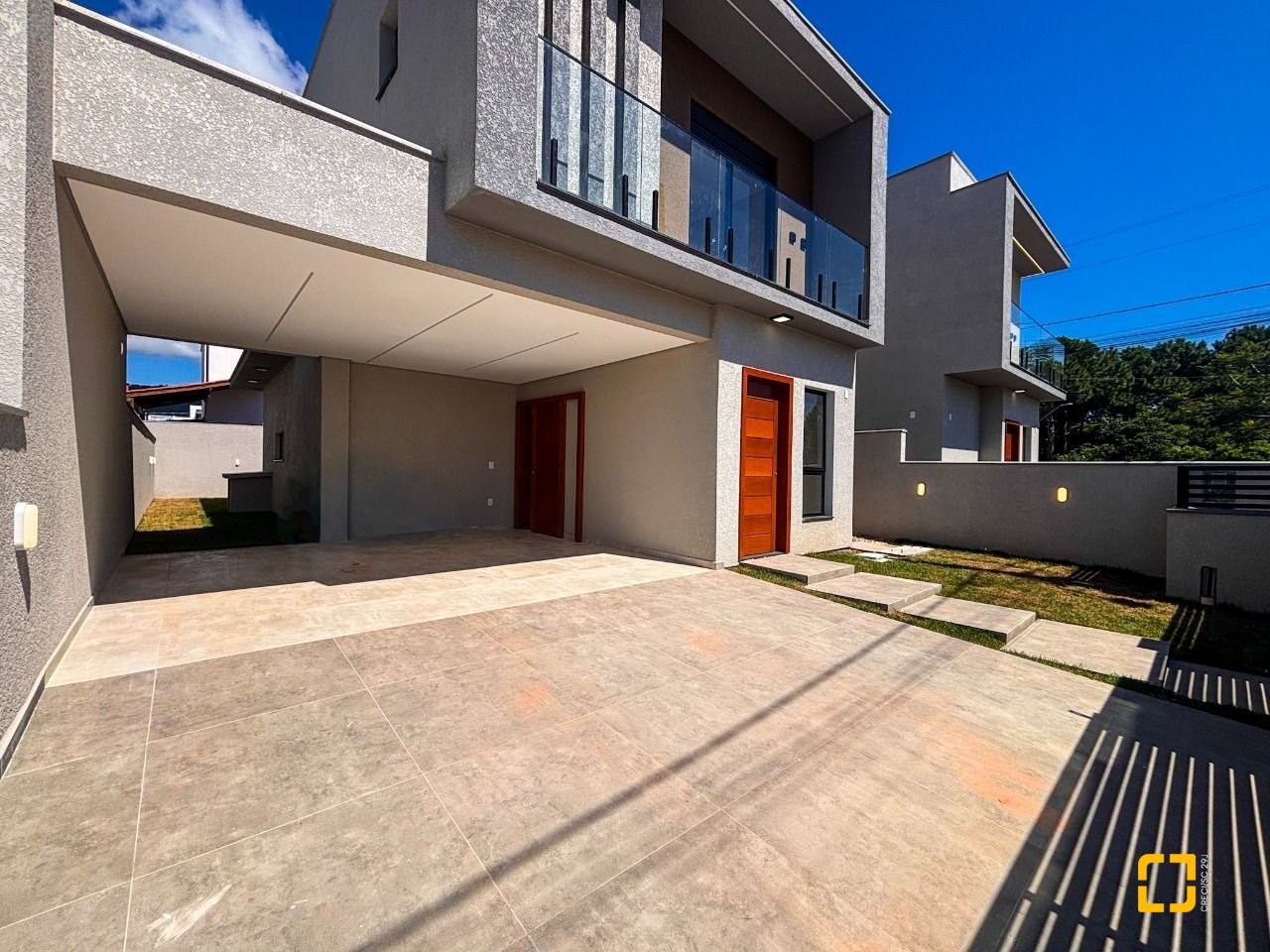 Casa com 157m², 4 quartos (sendo 1 suíte), 1 garagem, no bairro Rio Vermelho em Florianópolis