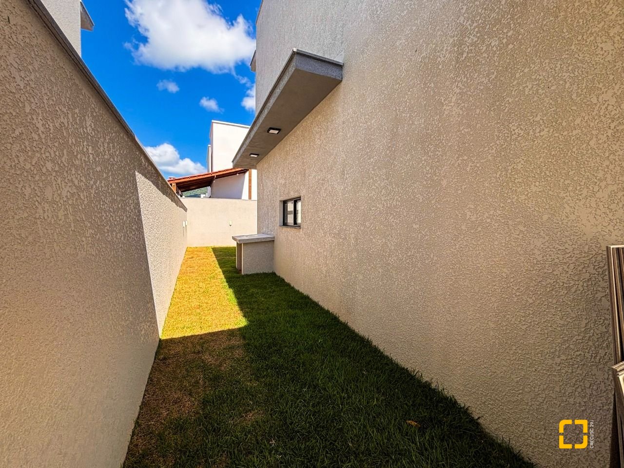 Casa com 157m², 4 quartos (sendo 1 suíte), 1 garagem, no bairro Rio Vermelho em Florianópolis