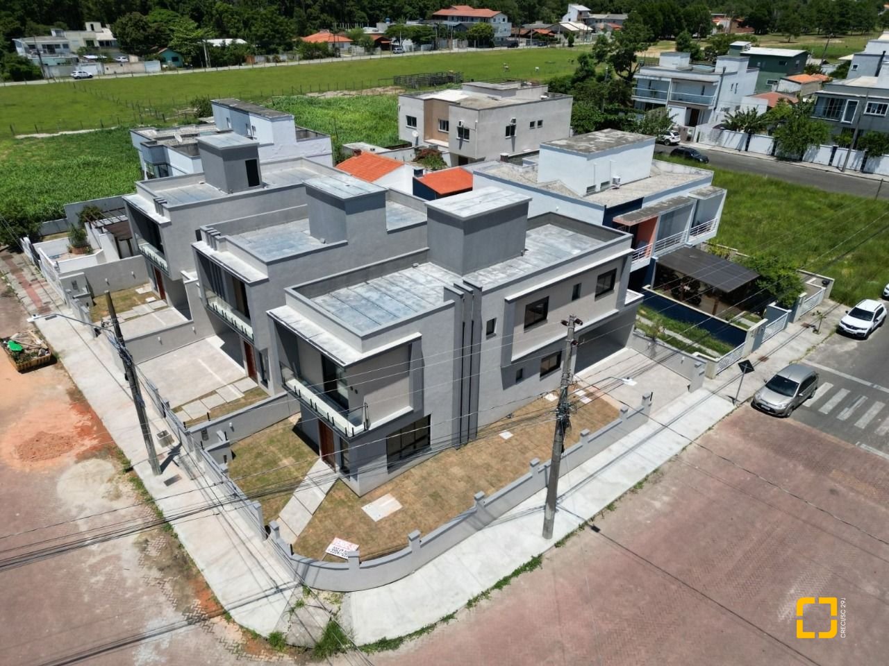 Casa com 157m², 4 quartos (sendo 1 suíte), 1 garagem, no bairro Rio Vermelho em Florianópolis