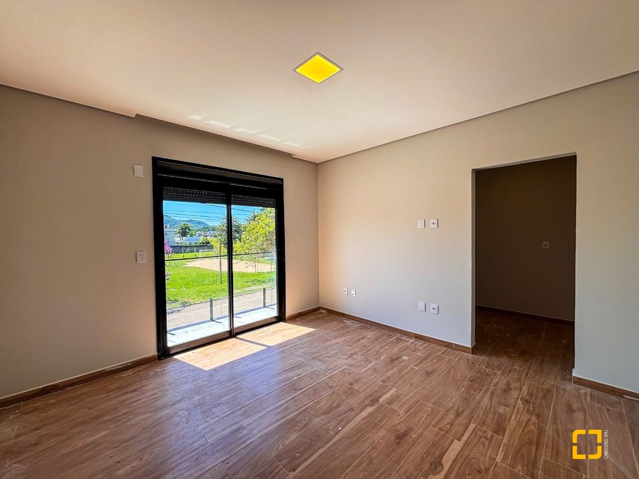 Casa com 157m², 4 quartos (sendo 1 suíte), 1 garagem, no bairro Rio Vermelho em Florianópolis