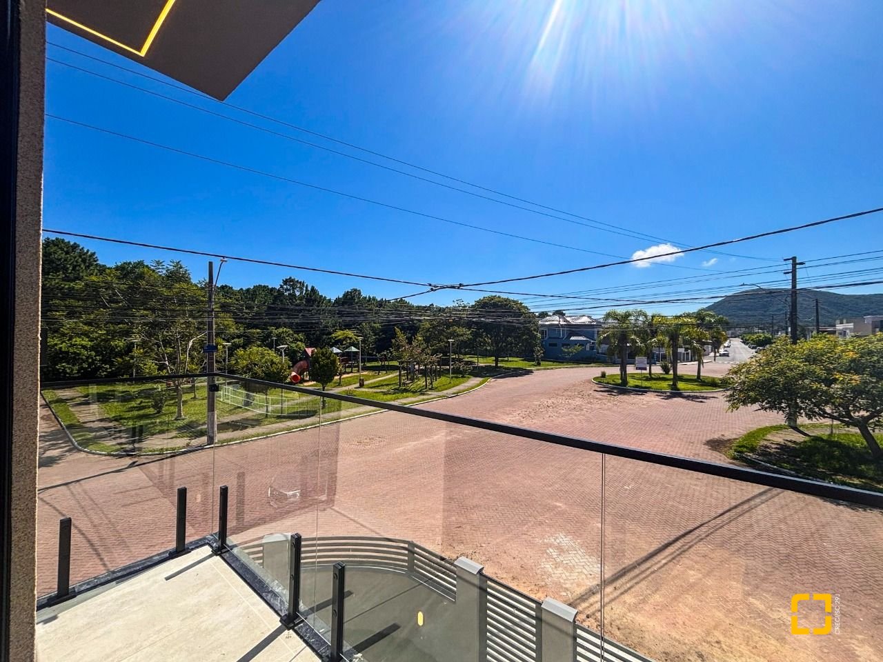 Casa com 177m², 6 quartos (sendo 3 suítes), 2 garagens, no bairro Rio Vermelho em Florianópolis