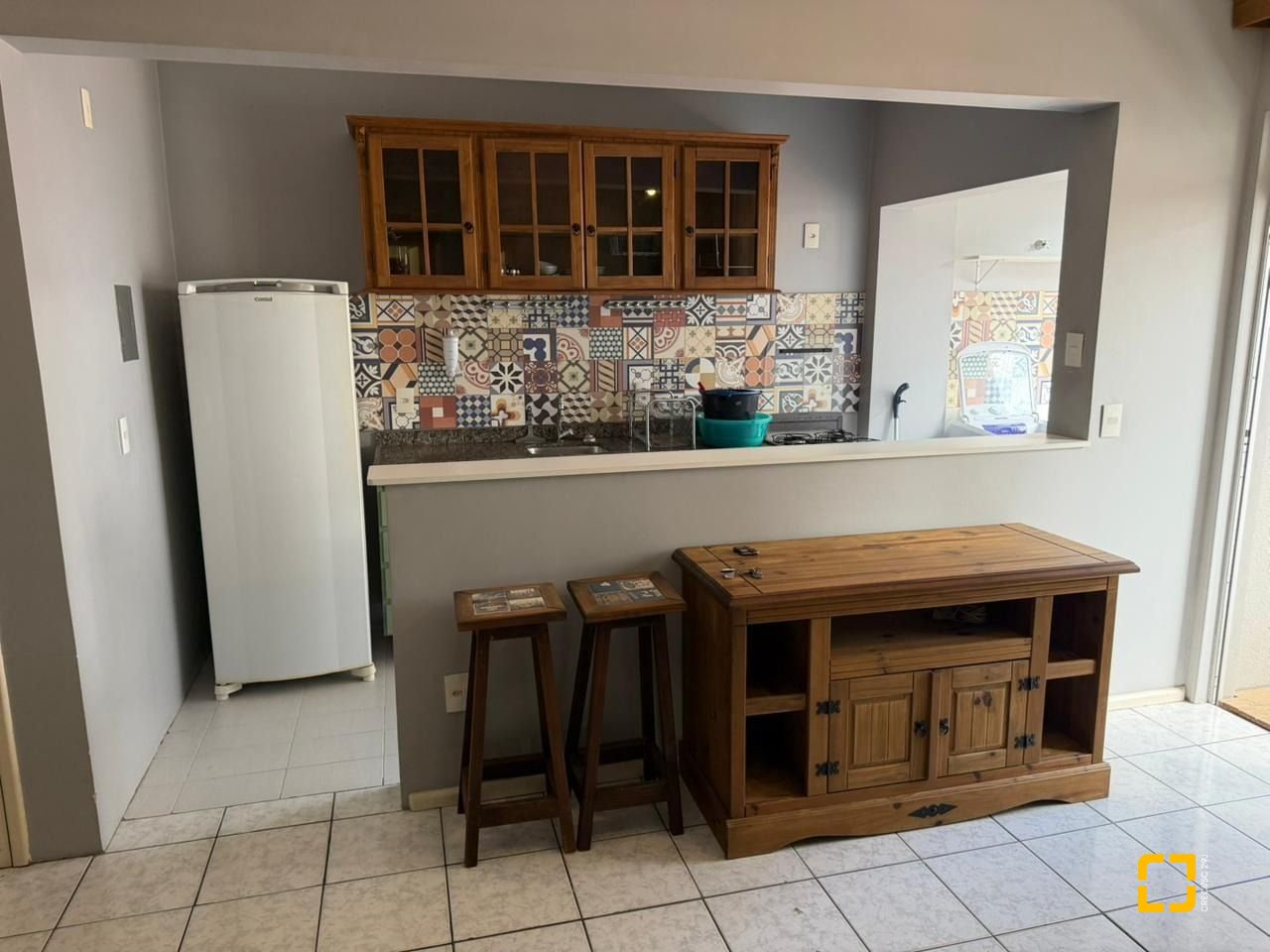 Apartamento com 43m², 1 quarto, 1 garagem, no bairro Carvoeira em Florianópolis