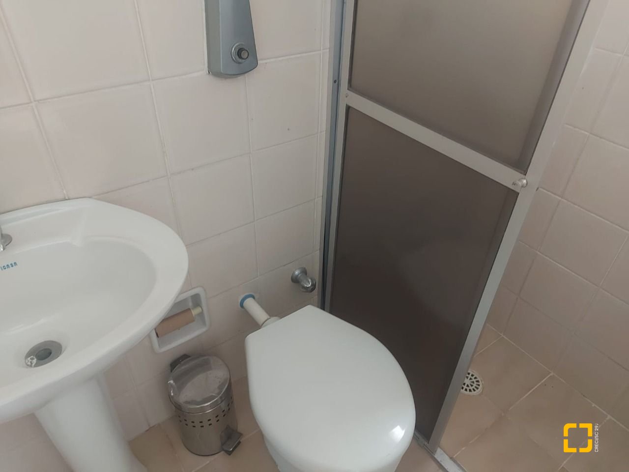 Apartamento com 101m², 4 quartos (sendo 1 suíte), 1 garagem, no bairro Trindade em Florianópolis