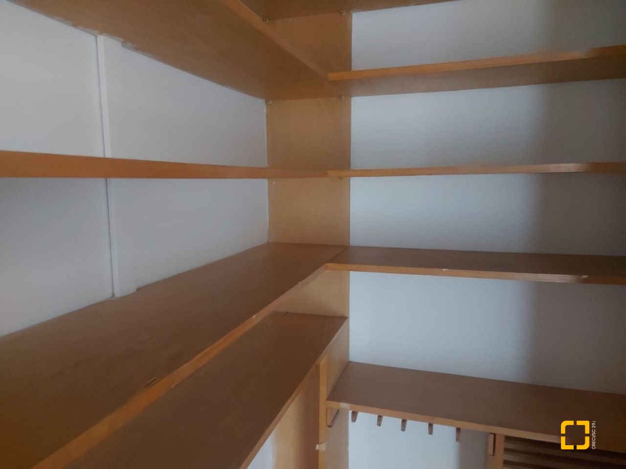 Apartamento com 101m², 4 quartos (sendo 1 suíte), 1 garagem, no bairro Trindade em Florianópolis
