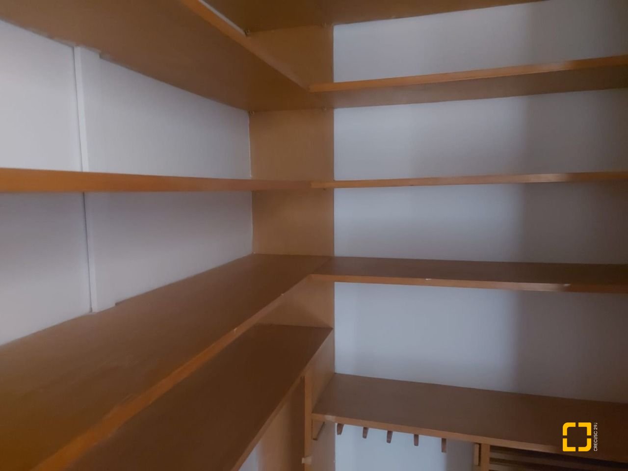 Apartamento com 101m², 4 quartos (sendo 1 suíte), 1 garagem, no bairro Trindade em Florianópolis