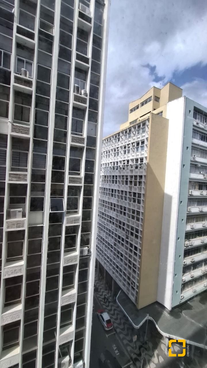 Sala com 71m², no bairro Centro em Florianópolis