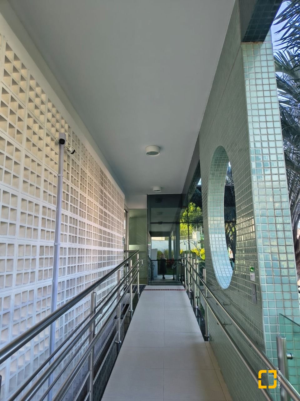 Apartamento com 117m², 5 quartos (sendo 1 suíte), 2 garagens, no bairro Jardim Atlântico em Florianópolis