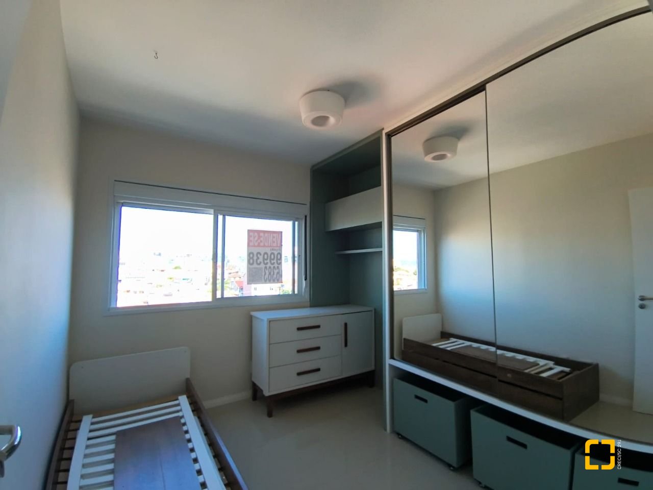 Apartamento com 117m², 5 quartos (sendo 1 suíte), 2 garagens, no bairro Jardim Atlântico em Florianópolis