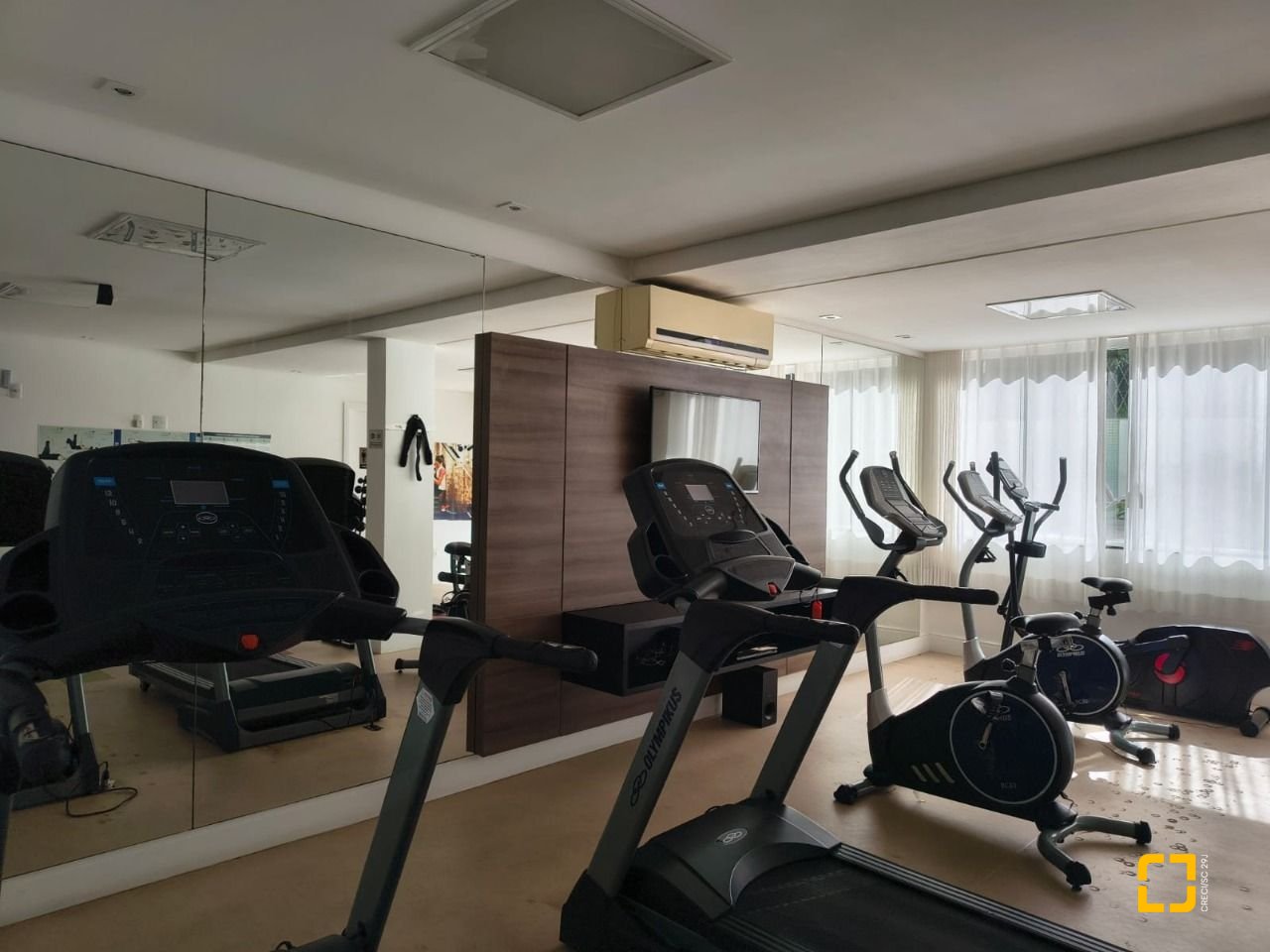 Apartamento com 117m², 5 quartos (sendo 1 suíte), 2 garagens, no bairro Jardim Atlântico em Florianópolis