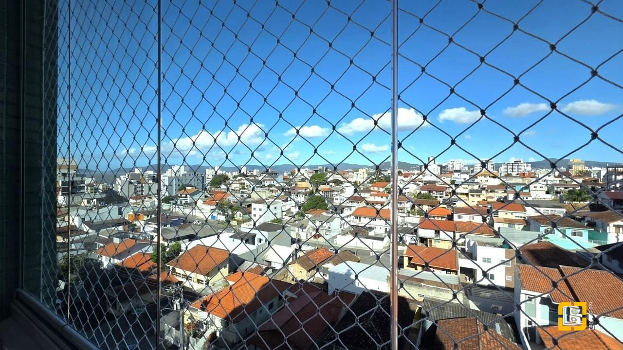 Apartamento com 117m², 5 quartos (sendo 1 suíte), 2 garagens, no bairro Jardim Atlântico em Florianópolis