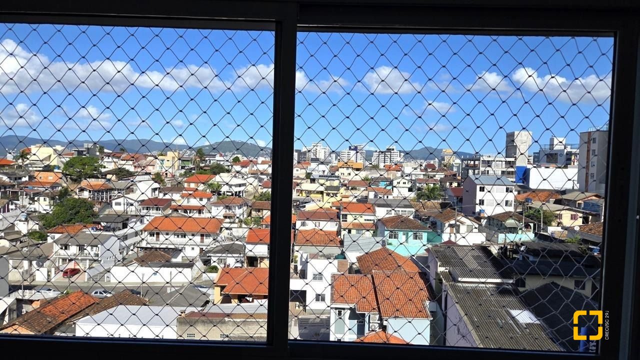 Apartamento com 117m², 5 quartos (sendo 1 suíte), 2 garagens, no bairro Jardim Atlântico em Florianópolis