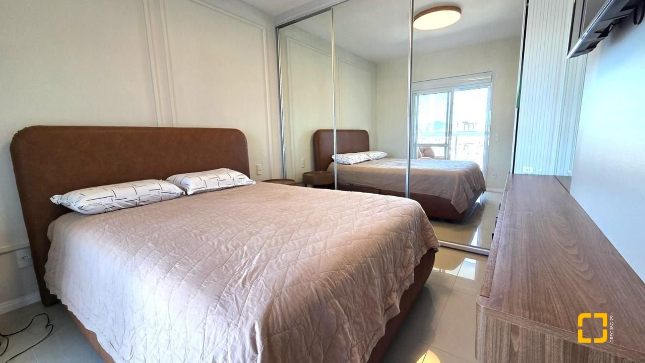 Apartamento com 117m², 5 quartos (sendo 1 suíte), 2 garagens, no bairro Jardim Atlântico em Florianópolis