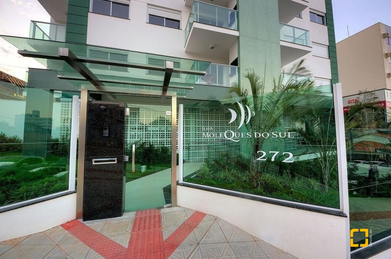 Apartamento com 117m², 5 quartos (sendo 1 suíte), 2 garagens, no bairro Jardim Atlântico em Florianópolis