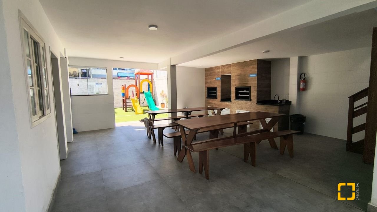 Apartamento com 74m², 3 quartos, 1 garagem, no bairro Capoeiras em Florianópolis
