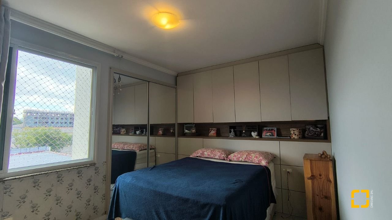 Apartamento com 74m², 3 quartos, 1 garagem, no bairro Capoeiras em Florianópolis
