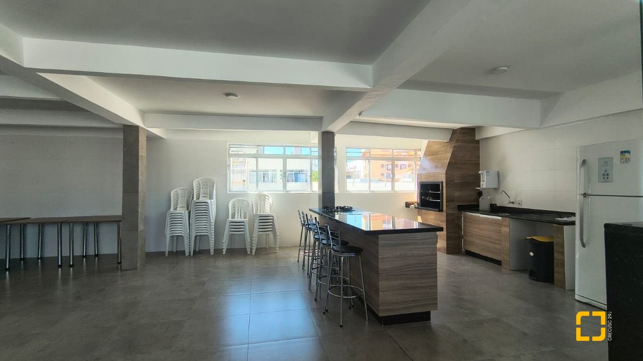 Apartamento com 74m², 3 quartos, 1 garagem, no bairro Capoeiras em Florianópolis