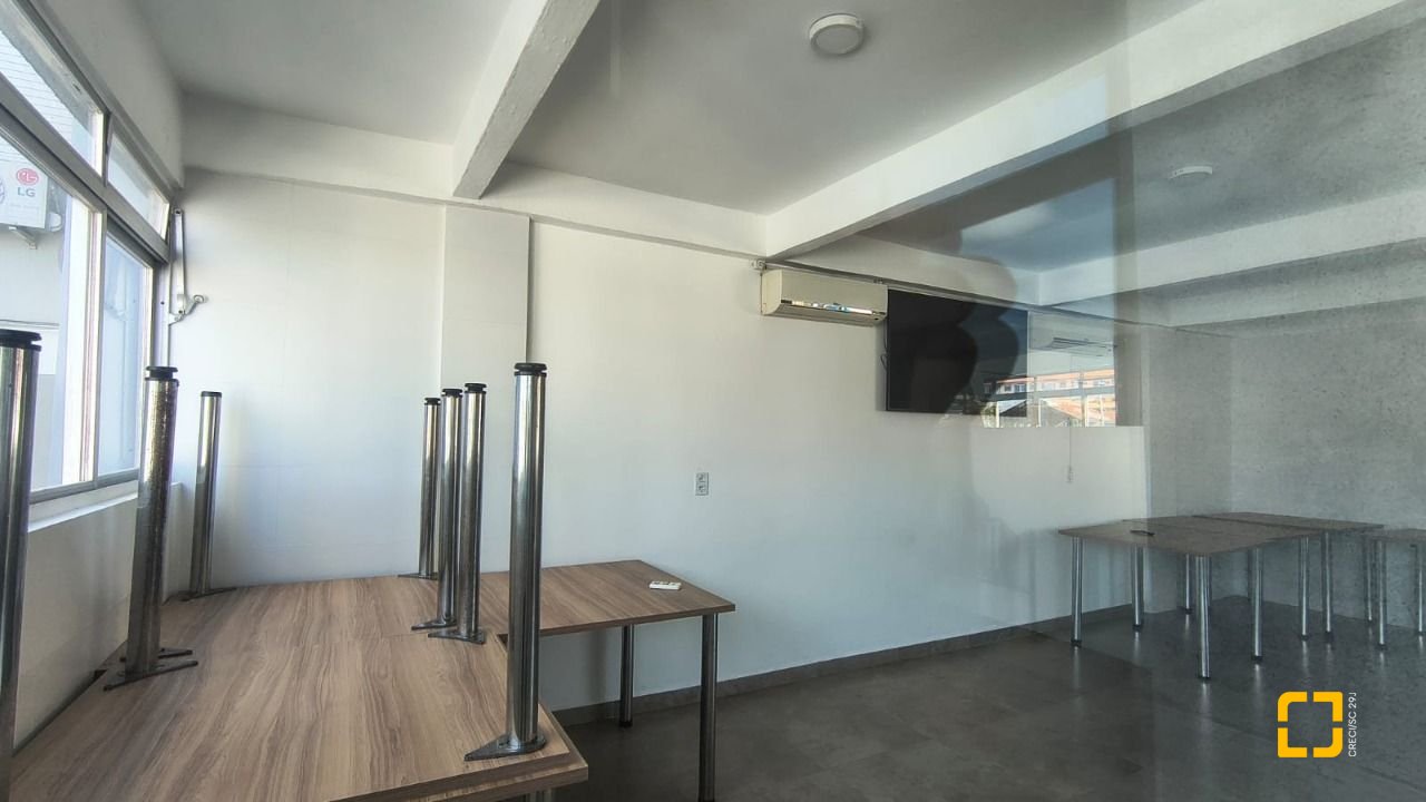 Apartamento com 74m², 3 quartos, 1 garagem, no bairro Capoeiras em Florianópolis
