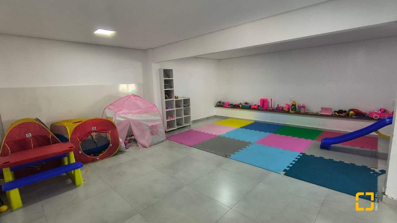 Apartamento com 74m², 3 quartos, 1 garagem, no bairro Capoeiras em Florianópolis