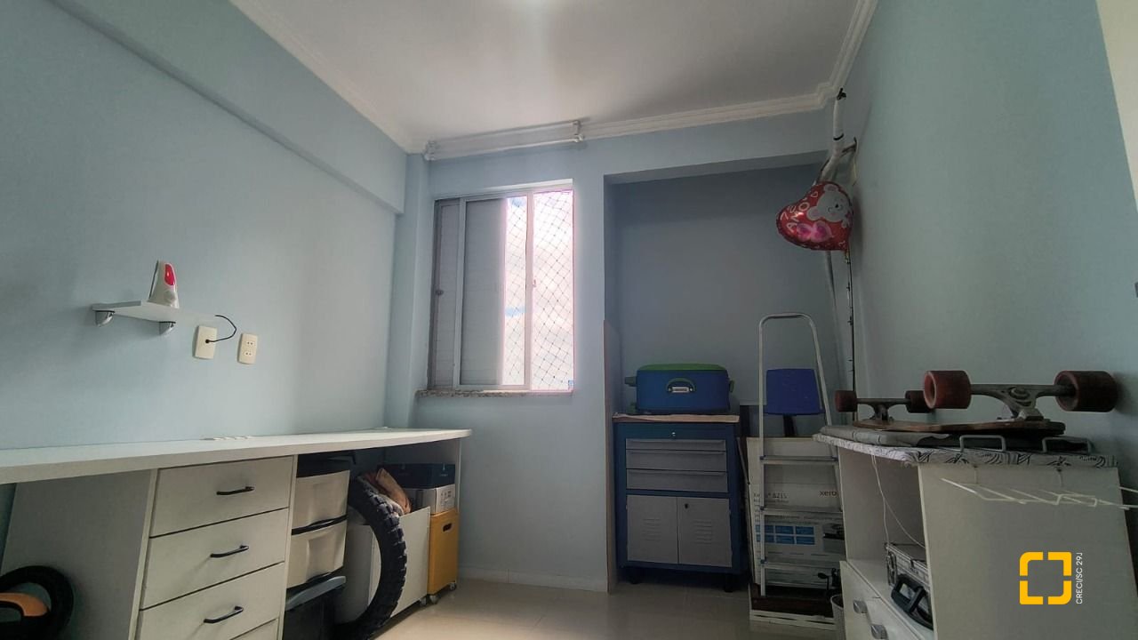 Apartamento com 74m², 3 quartos, 1 garagem, no bairro Capoeiras em Florianópolis
