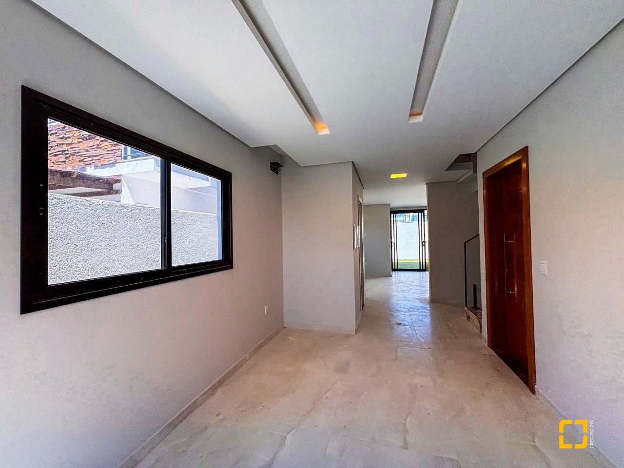 Casa com 156m², 4 quartos (sendo 1 suíte), 1 garagem, no bairro Rio Vermelho em Florianópolis
