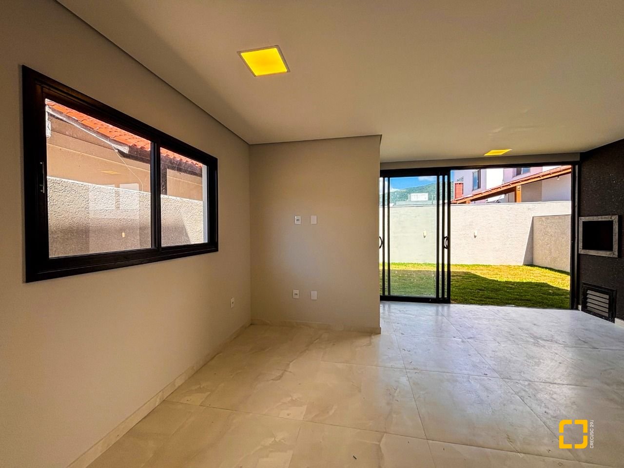 Casa com 156m², 4 quartos (sendo 1 suíte), 1 garagem, no bairro Rio Vermelho em Florianópolis