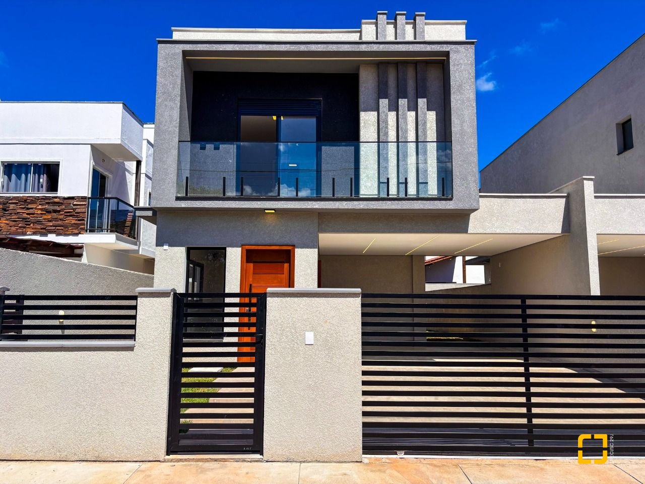 Casa com 156m², 4 quartos (sendo 1 suíte), 1 garagem, no bairro Rio Vermelho em Florianópolis