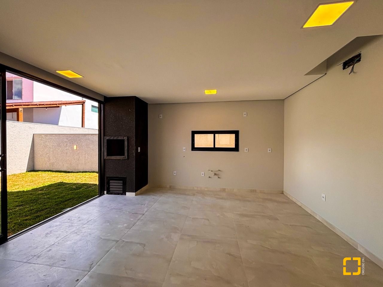 Casa com 156m², 4 quartos (sendo 1 suíte), 1 garagem, no bairro Rio Vermelho em Florianópolis
