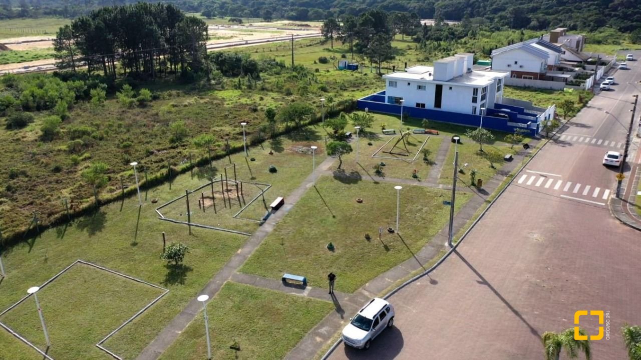 Casa com 156m², 4 quartos (sendo 1 suíte), 1 garagem, no bairro Rio Vermelho em Florianópolis