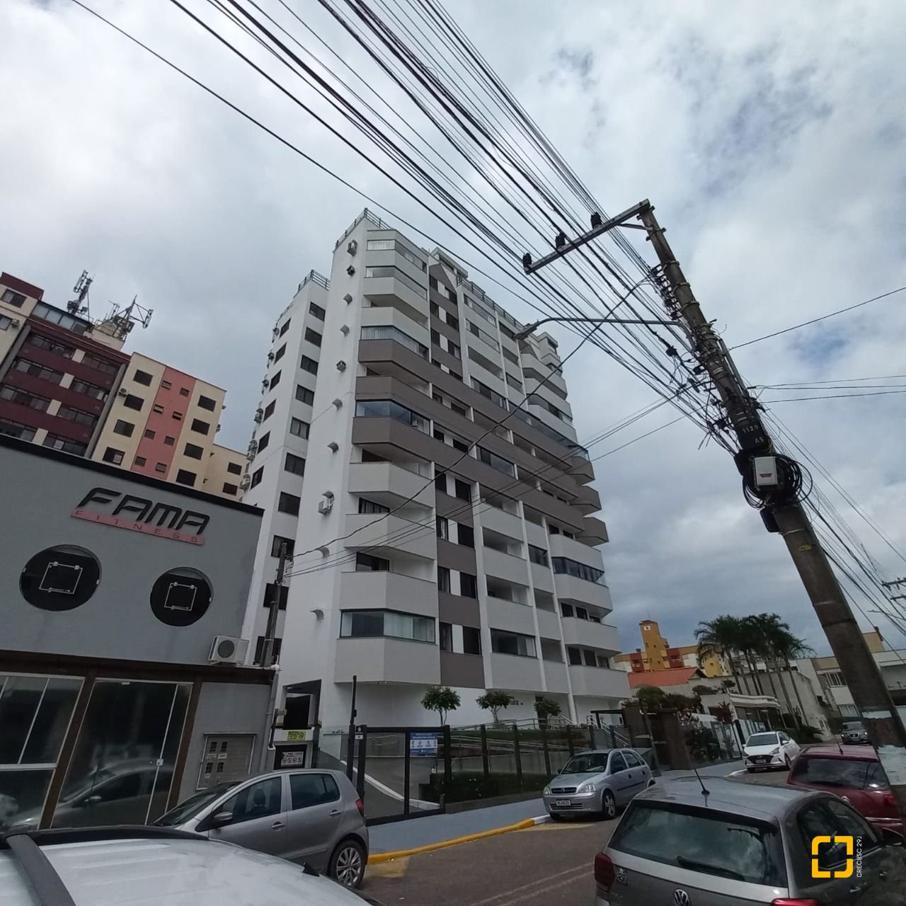 Apartamento com 108m², 4 quartos (sendo 1 suíte), 1 garagem, no bairro Balneário em Florianópolis