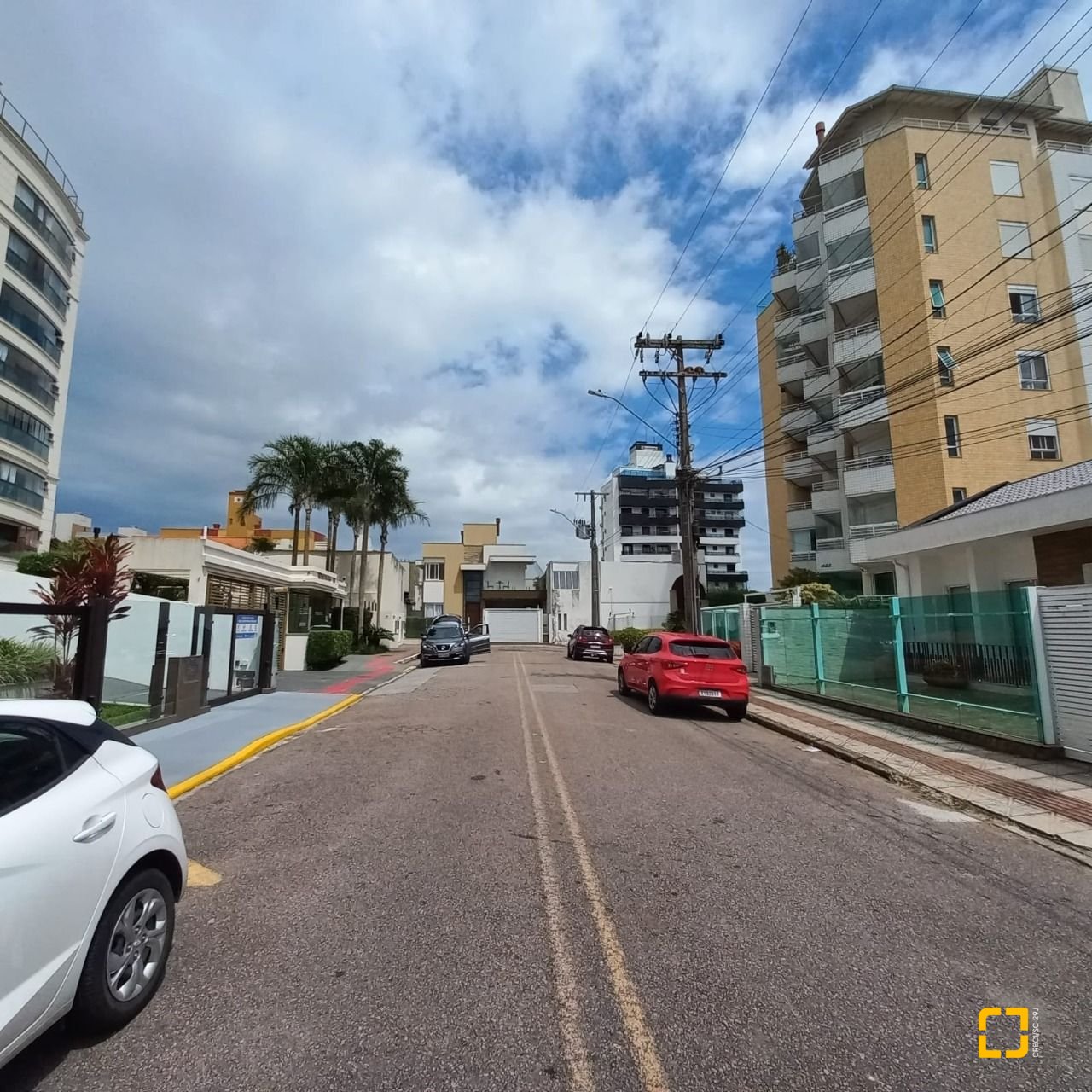 Apartamento com 108m², 4 quartos (sendo 1 suíte), 1 garagem, no bairro Balneário em Florianópolis