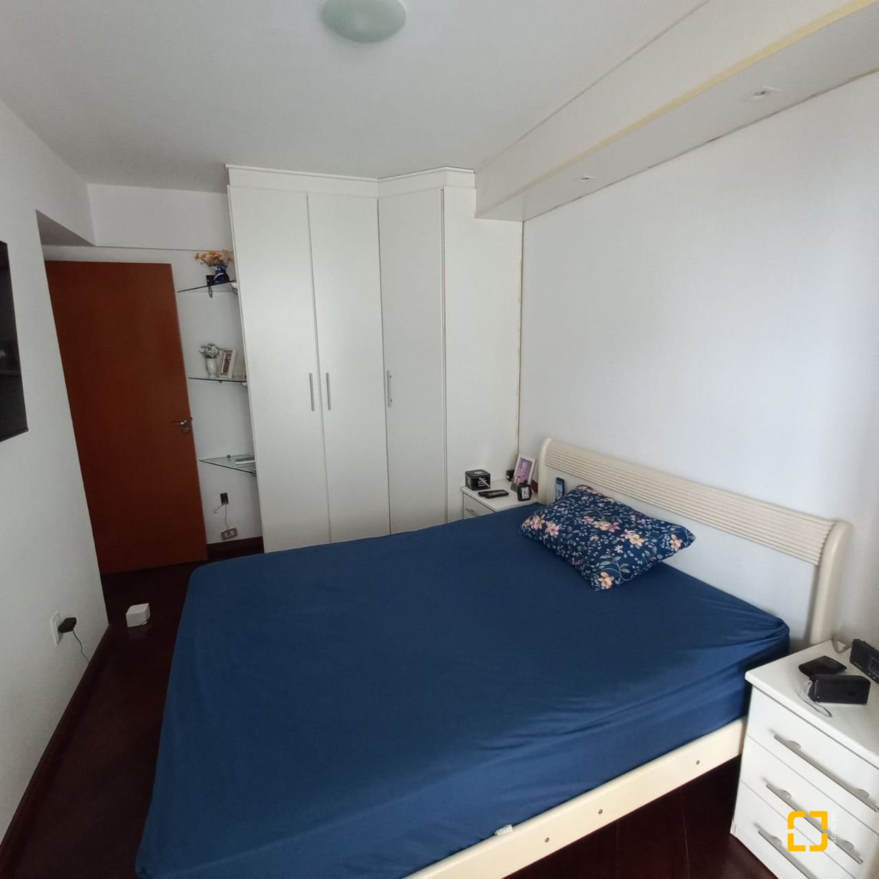 Apartamento com 108m², 4 quartos (sendo 1 suíte), 1 garagem, no bairro Balneário em Florianópolis