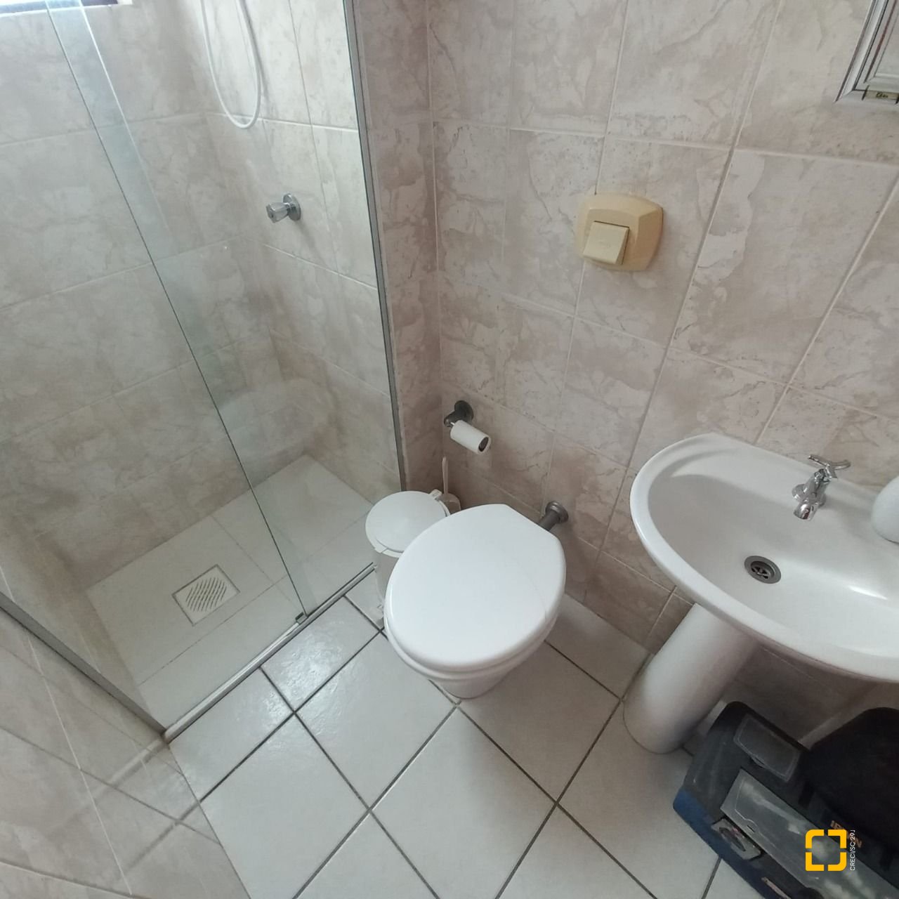 Apartamento com 108m², 4 quartos (sendo 1 suíte), 1 garagem, no bairro Balneário em Florianópolis