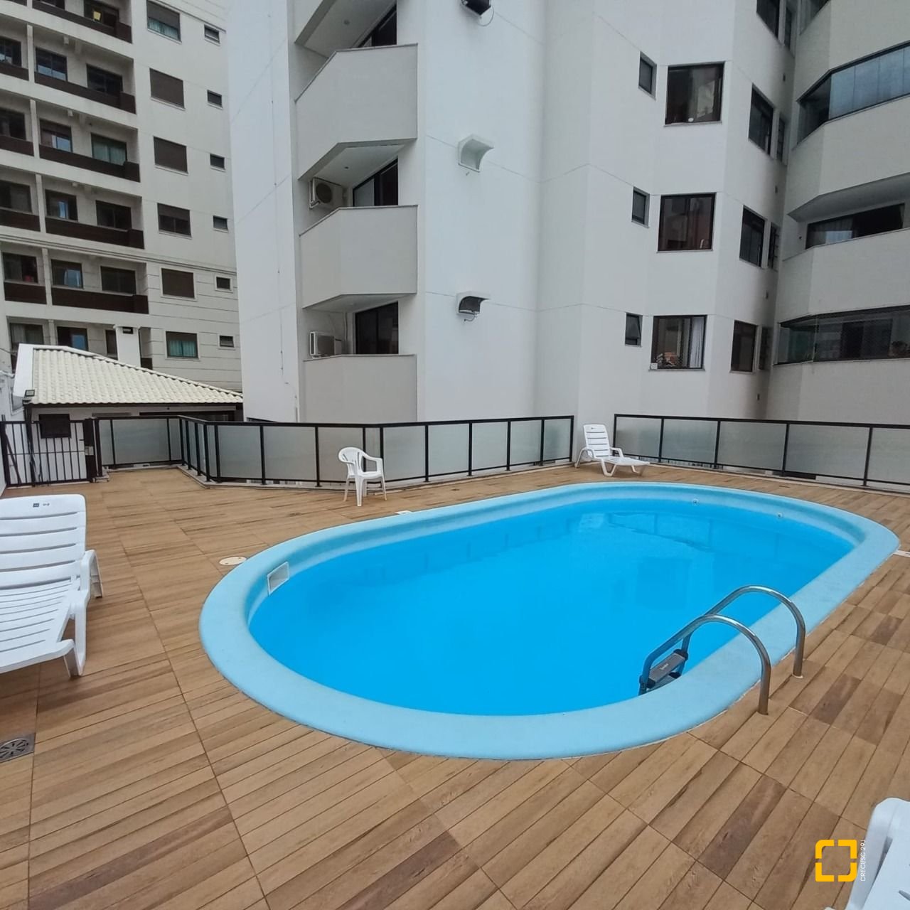 Apartamento com 108m², 4 quartos (sendo 1 suíte), 1 garagem, no bairro Balneário em Florianópolis