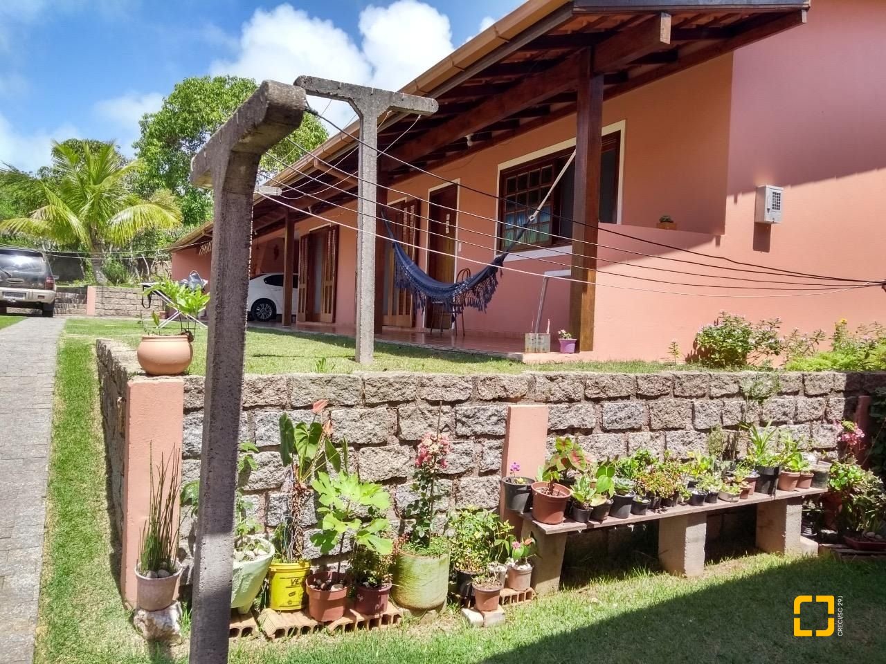 Casa com 195m², 6 quartos (sendo 2 suítes), 6 garagens, no bairro Ingleses em Florianópolis
