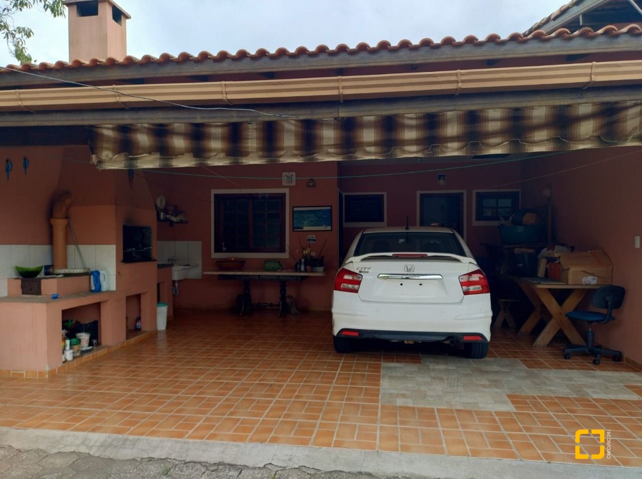 Casa com 195m², 6 quartos (sendo 2 suítes), 6 garagens, no bairro Ingleses em Florianópolis
