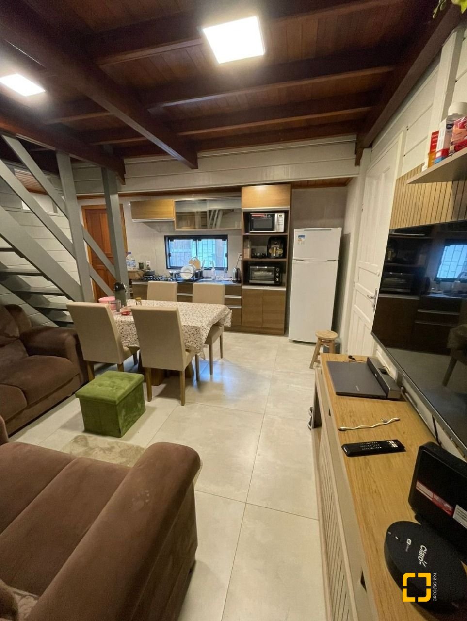 Casa com 150m², 4 quartos (sendo 1 suíte), 2 garagens, no bairro Ingleses em Florianópolis