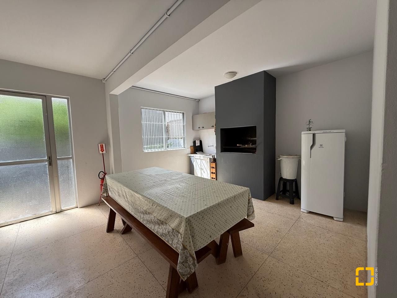 Apartamento com 58m², 2 quartos, 1 garagem, no bairro Kobrasol em São José