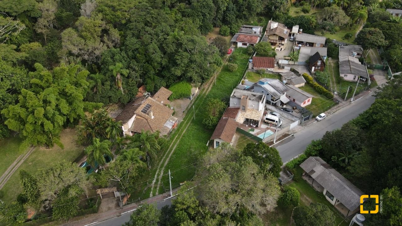 Terreno com 3657m², no bairro Ratones em Florianópolis