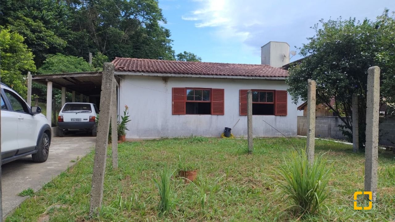 Terreno com 3657m², no bairro Ratones em Florianópolis