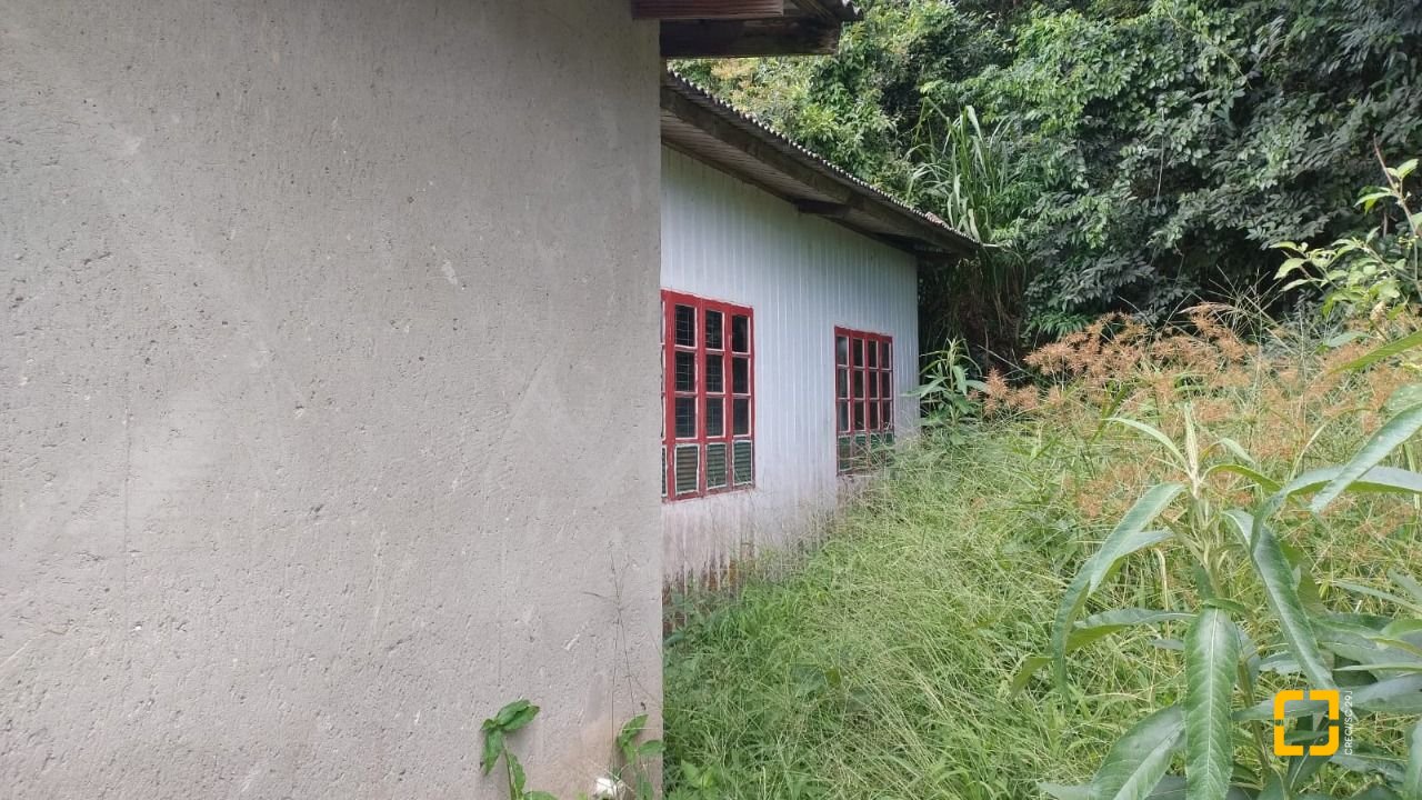 Terreno com 3657m², no bairro Ratones em Florianópolis