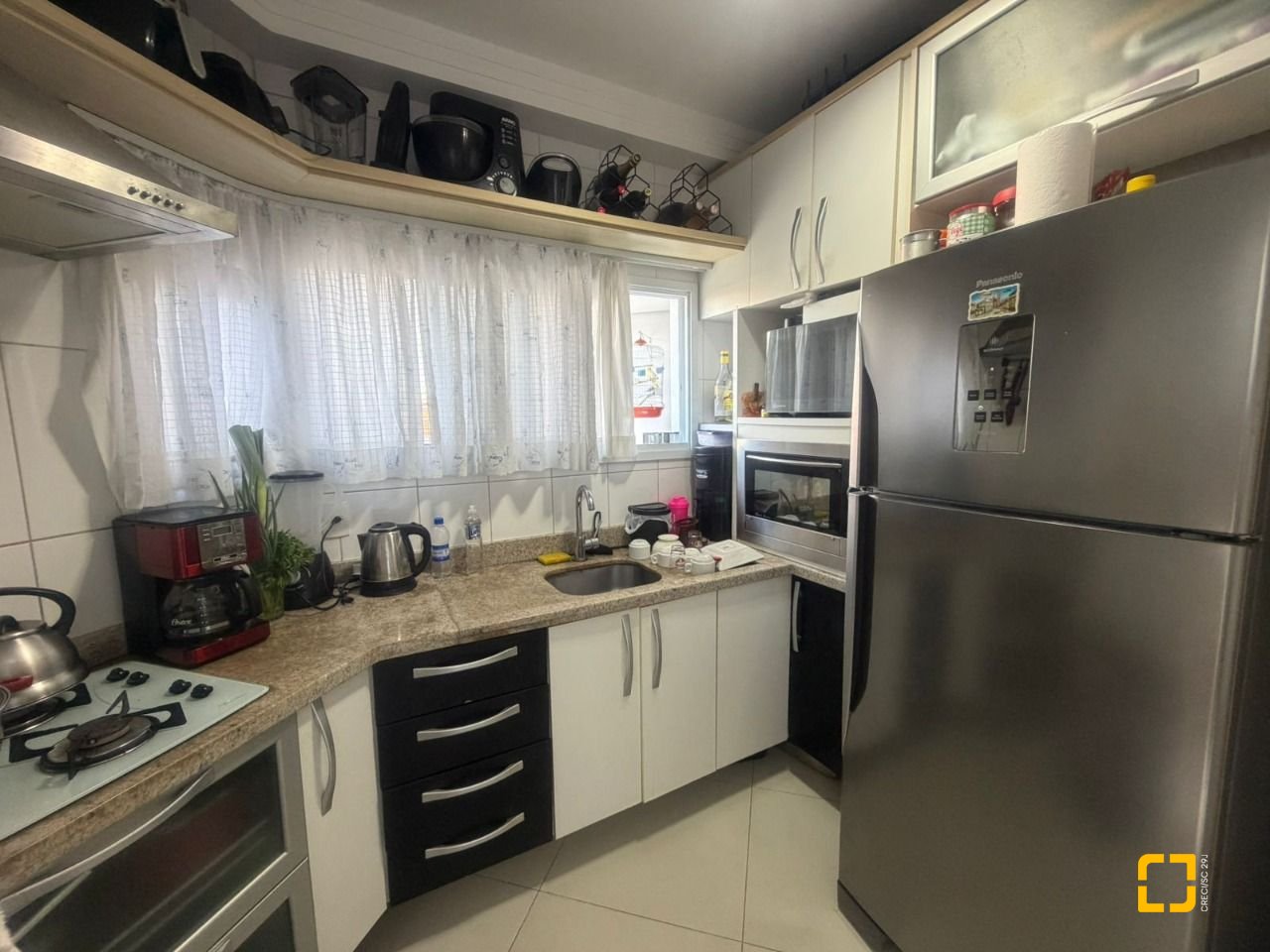 Apartamento com 123m², 3 quartos (sendo 1 suíte), 1 garagem, no bairro Estreito em Florianópolis