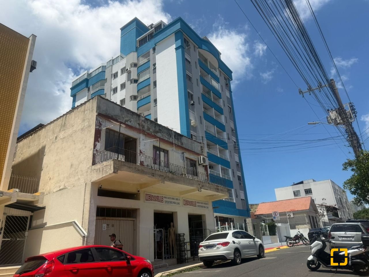Apartamento com 123m², 3 quartos (sendo 1 suíte), 1 garagem, no bairro Estreito em Florianópolis