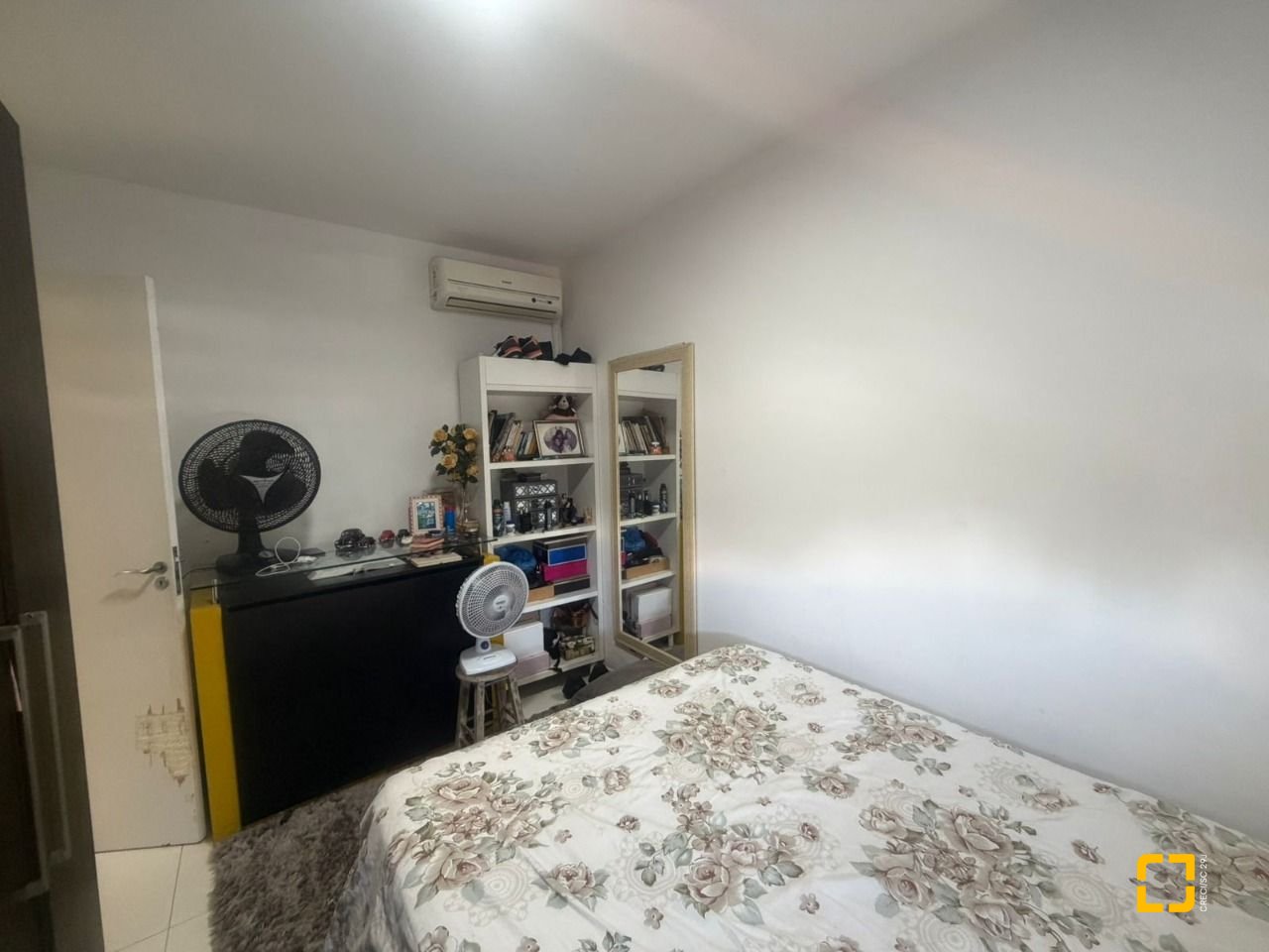 Apartamento com 123m², 3 quartos (sendo 1 suíte), 1 garagem, no bairro Estreito em Florianópolis