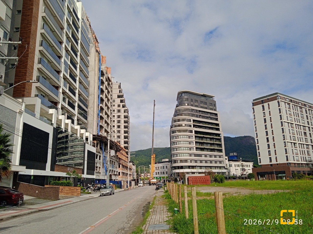 Apartamento com 91m², 4 quartos (sendo 1 suíte), 1 garagem, no bairro Pedra Branca em Palhoça