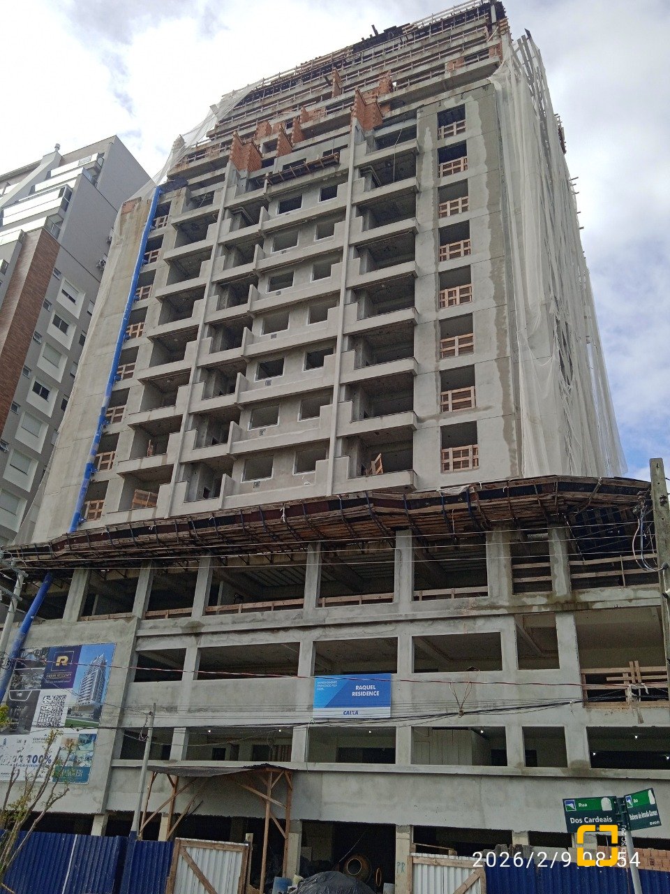 Apartamento com 91m², 4 quartos (sendo 1 suíte), 1 garagem, no bairro Pedra Branca em Palhoça