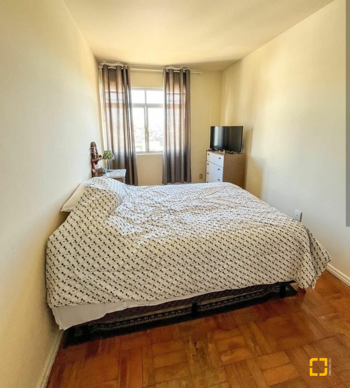 Apartamento com 57m², 2 quartos, 1 garagem, no bairro Coqueiros em Florianópolis