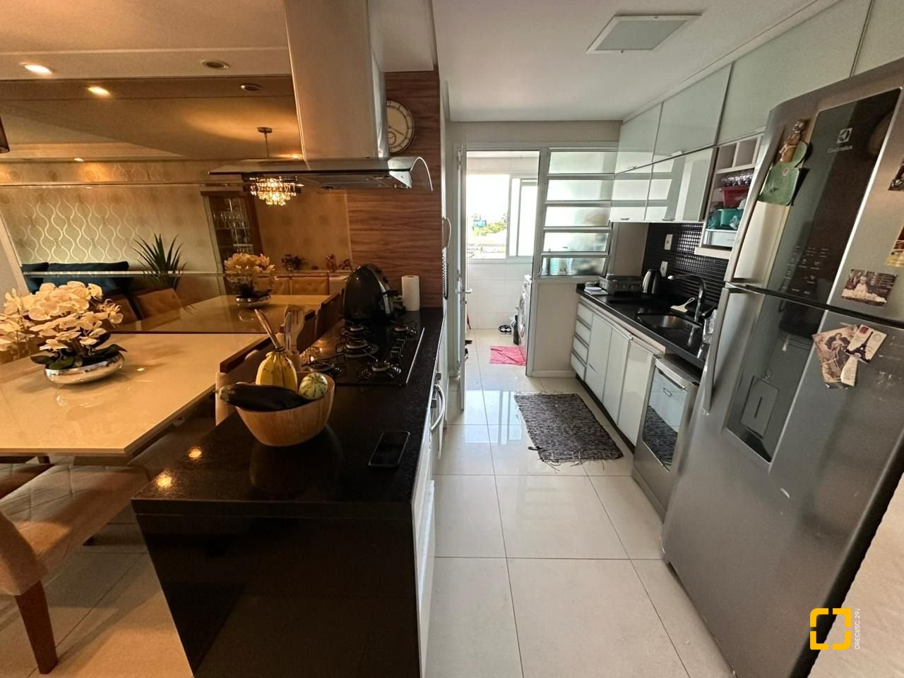 Apartamento com 94m², 4 quartos (sendo 1 suíte), 2 garagens, no bairro Itacorubi em Florianópolis