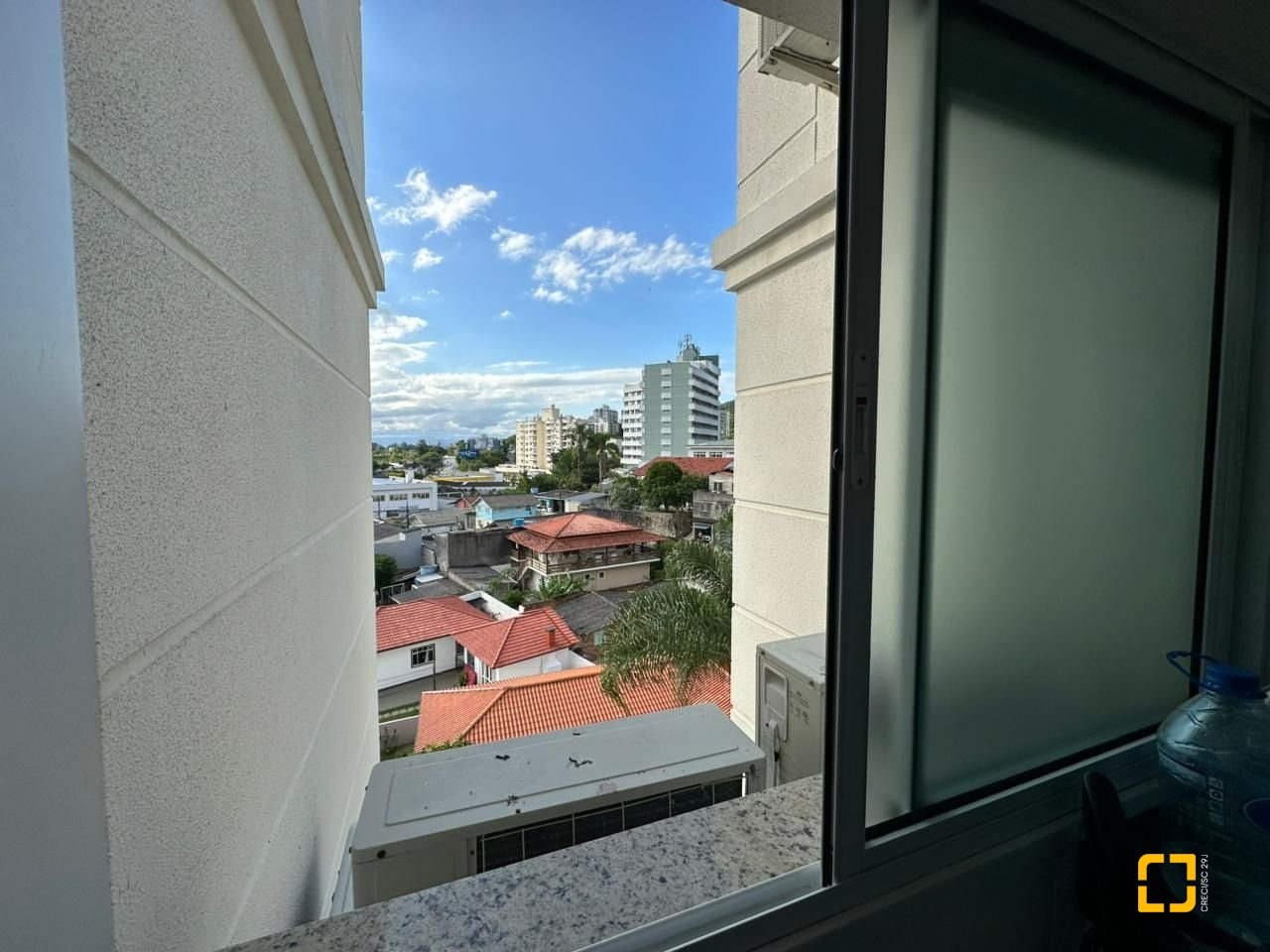Apartamento com 94m², 4 quartos (sendo 1 suíte), 2 garagens, no bairro Itacorubi em Florianópolis