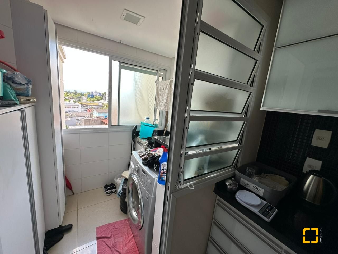 Apartamento com 94m², 4 quartos (sendo 1 suíte), 2 garagens, no bairro Itacorubi em Florianópolis
